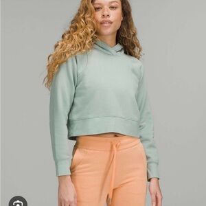 Lululemon cropped loungeful hoodie